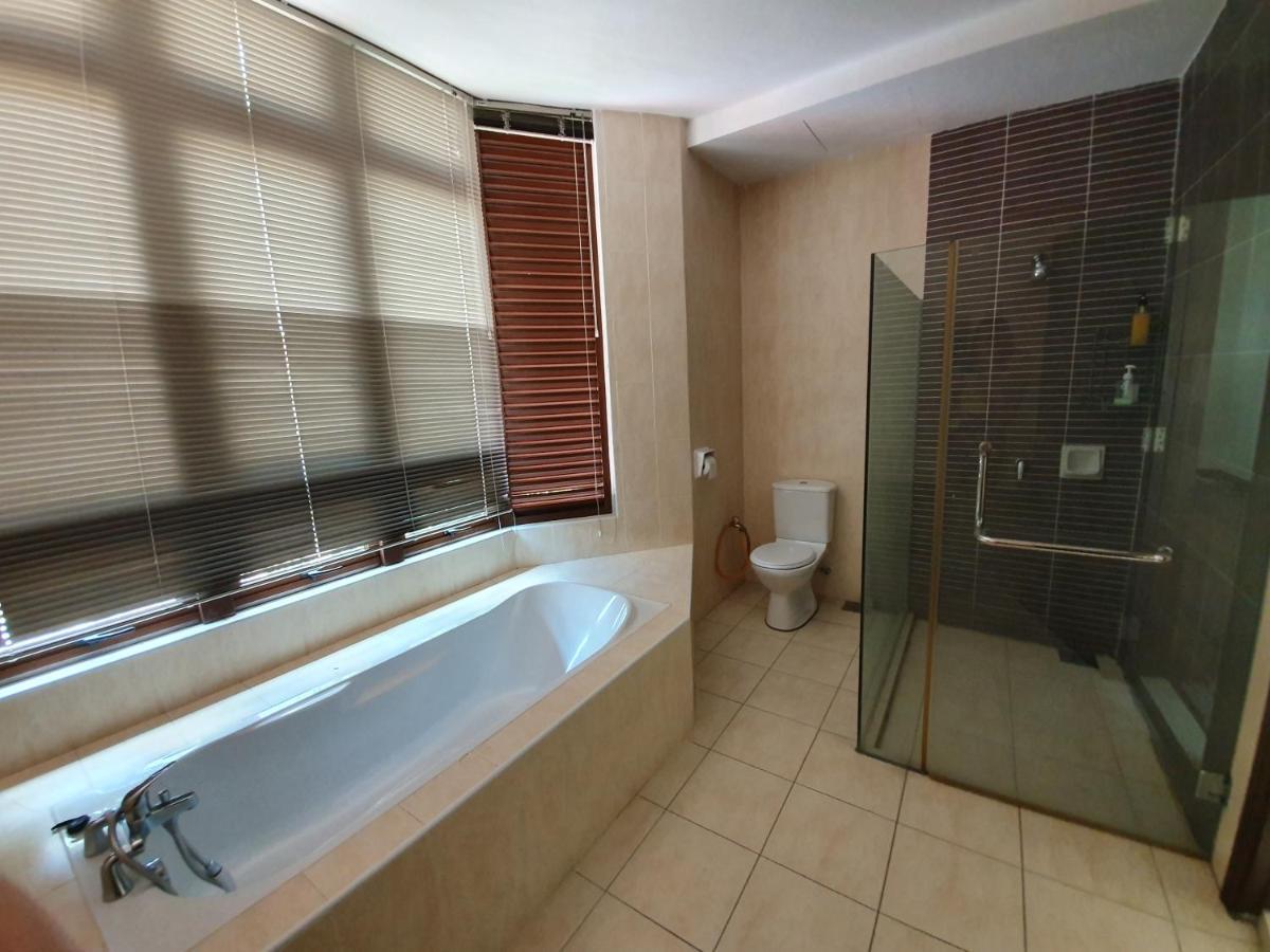 Eden Cosy Living Apartment Batu Feringgi Luaran gambar