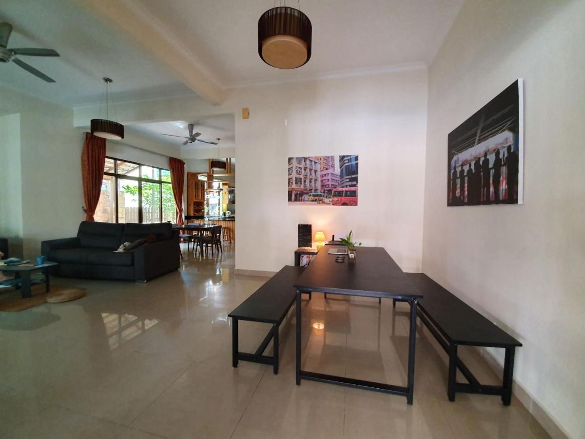 Eden Cosy Living Apartment Batu Feringgi Luaran gambar