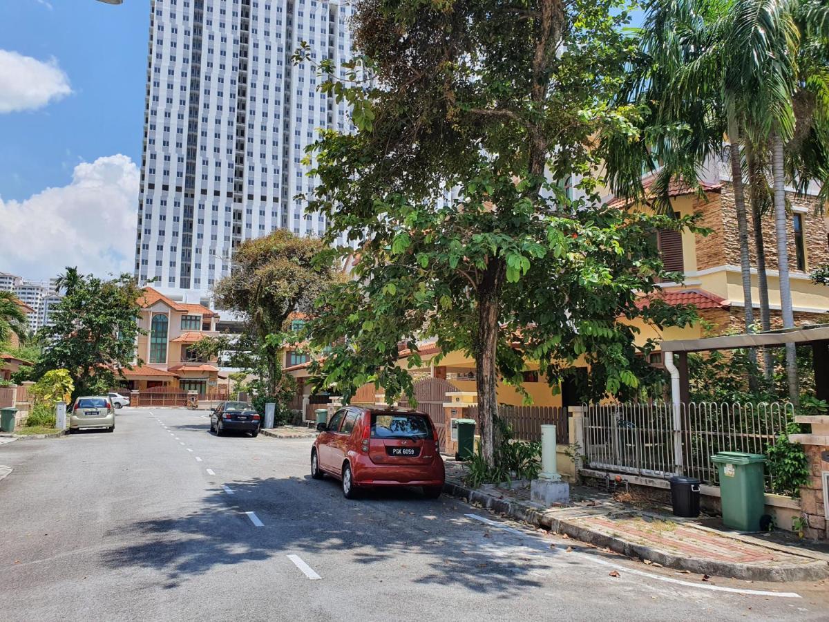 Eden Cosy Living Apartment Batu Feringgi Luaran gambar